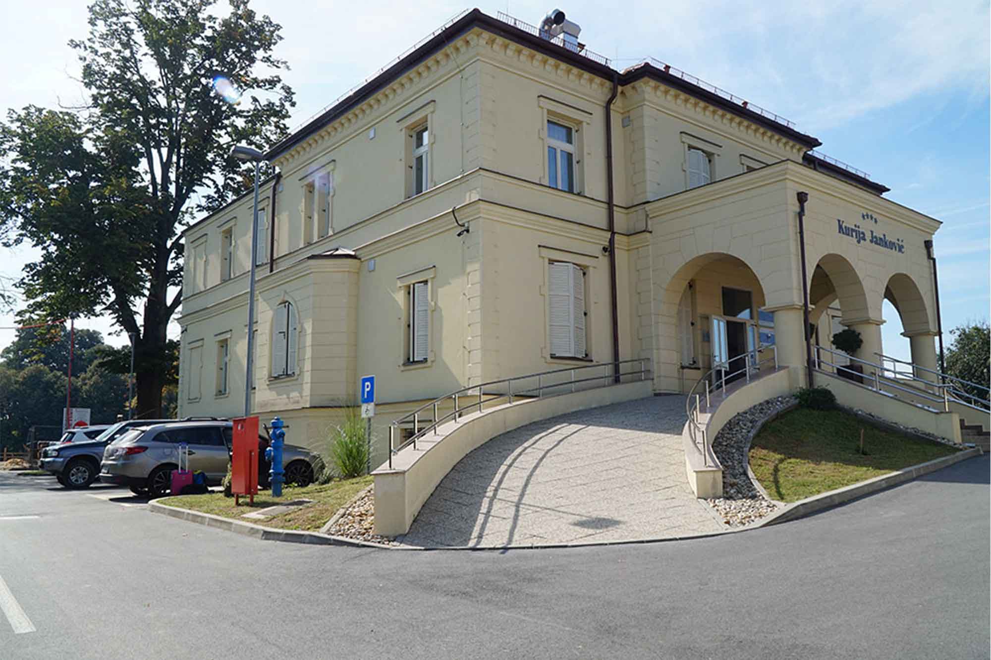 Hotel Kurija Janković, Kapela Dvor, Chorvatsko