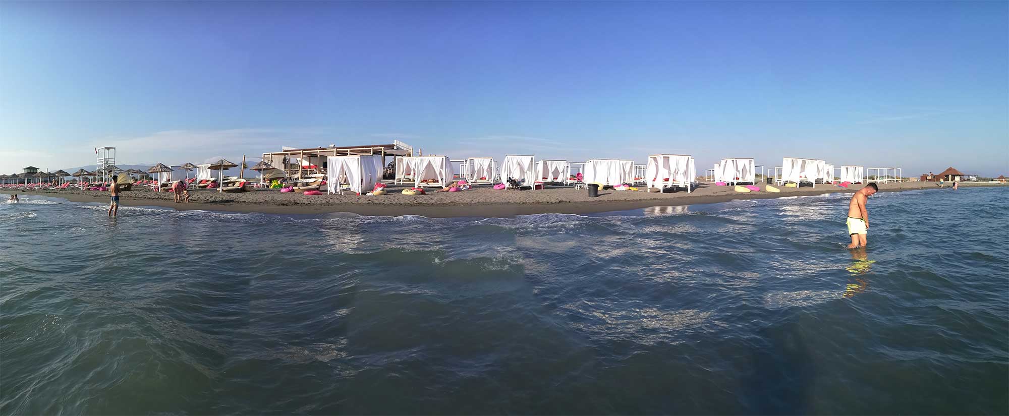 Černá Hora, Ulcinj, Coral Beach je bezbariérová