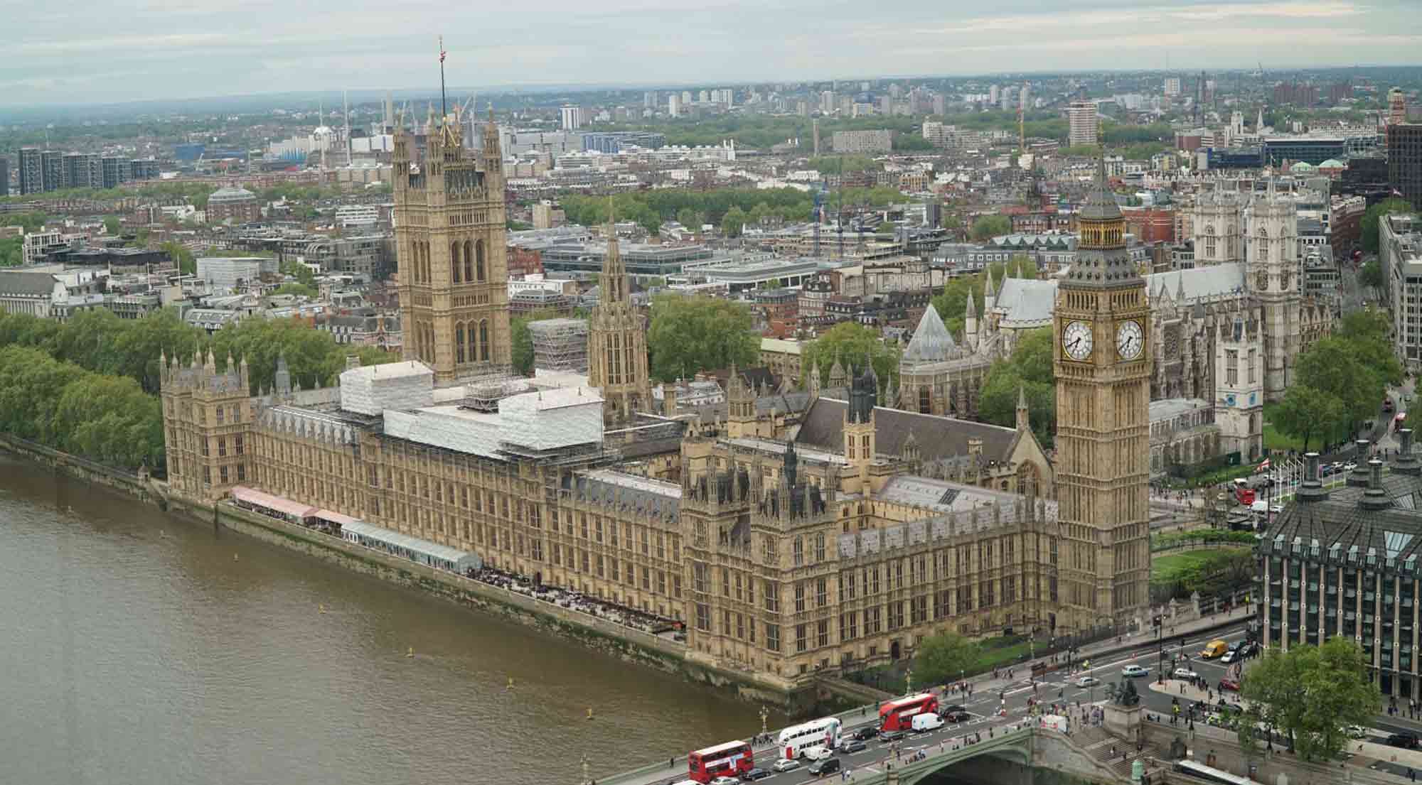 Big Ben z London Eye