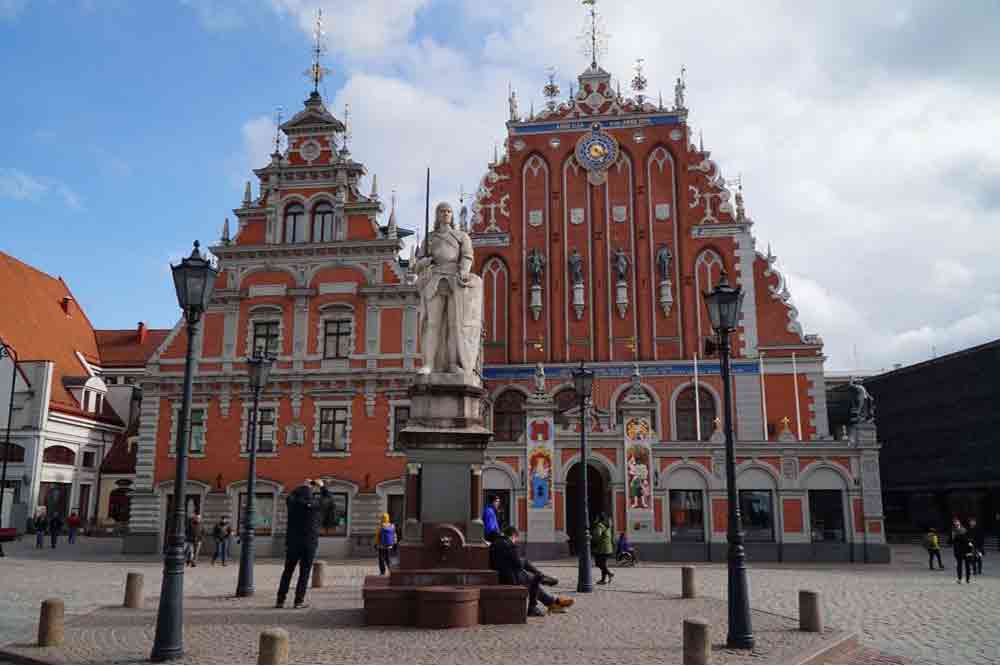 House of Blackheads (Dům Černohlavců)