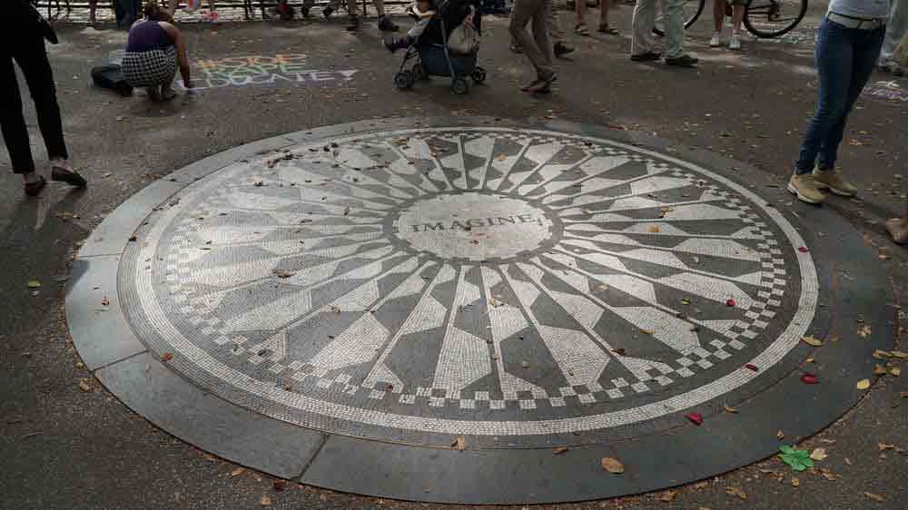 USA, New York, Manhattan, Central park, památník Johna Lennona