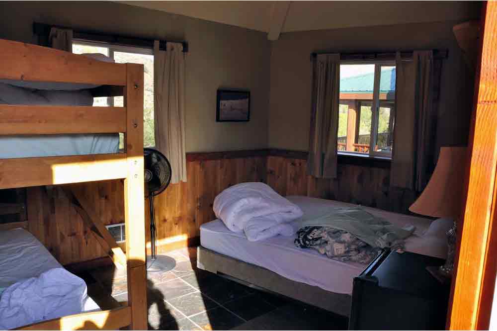 USA, Montana, Gardiner, Yellowstone, North Yellowstone Lodge and Hostel